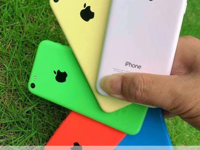 Apple iPhone 5C Unlocked New Battery 8/16/32GB BLUE/GREEN/PINK/WHITE/ YELLOW